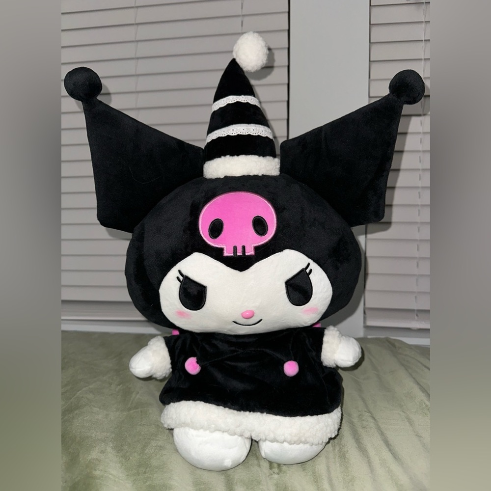 NWT Mitsukoshi Epcot Kuromi Plush